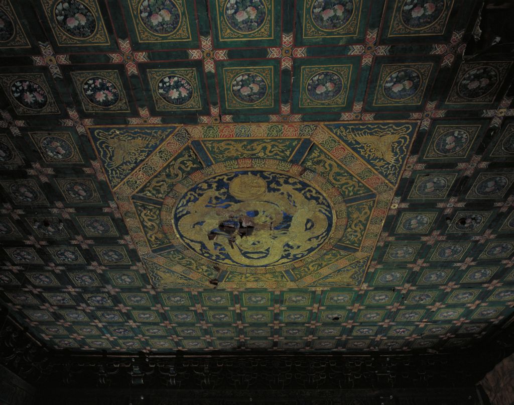 临溪亭海墁天花及龙纹藻井